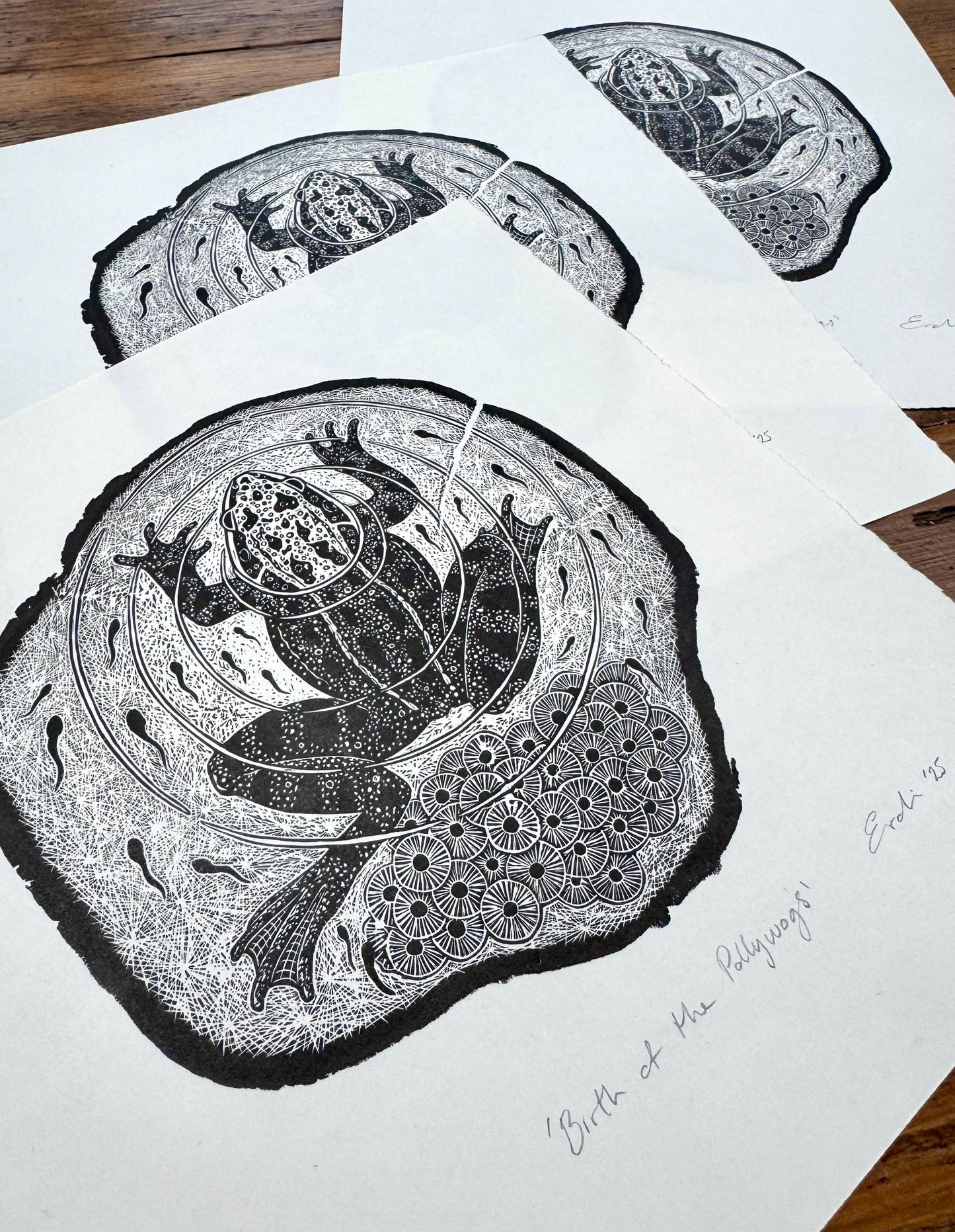 Frog wood engraving
